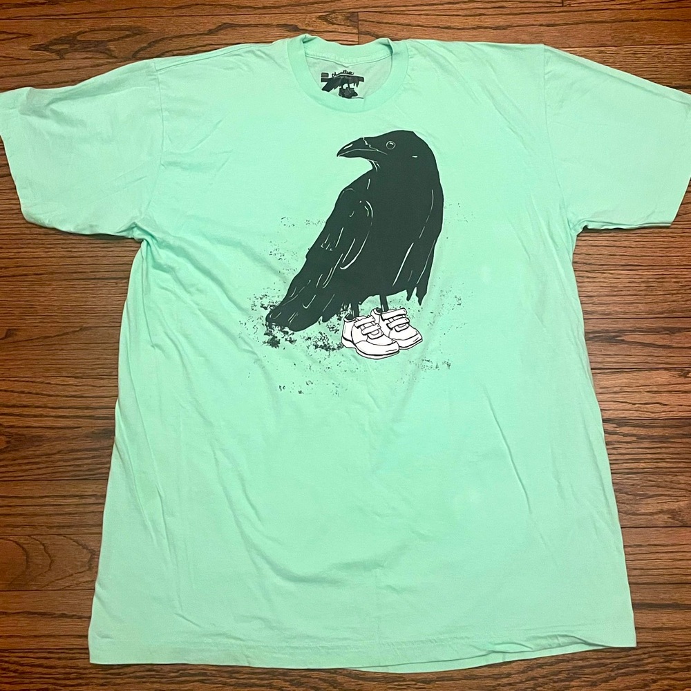 Threadless Vintage Men’s XLMint Green Velcrow T-shirt.Never worngreat condition.